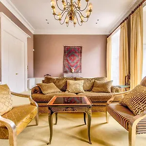 Beautiful Centre Georgian 4 Bed Townhouse With Private Garden Edinburgh